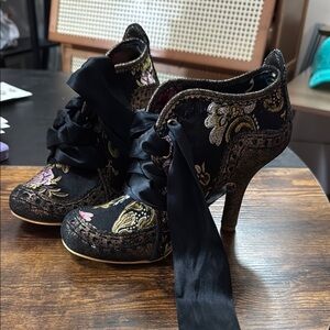 Elegant Black Floral Women's Heels